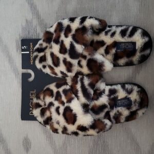 New Rachel Roy flyffy animal print slippers size 5-6